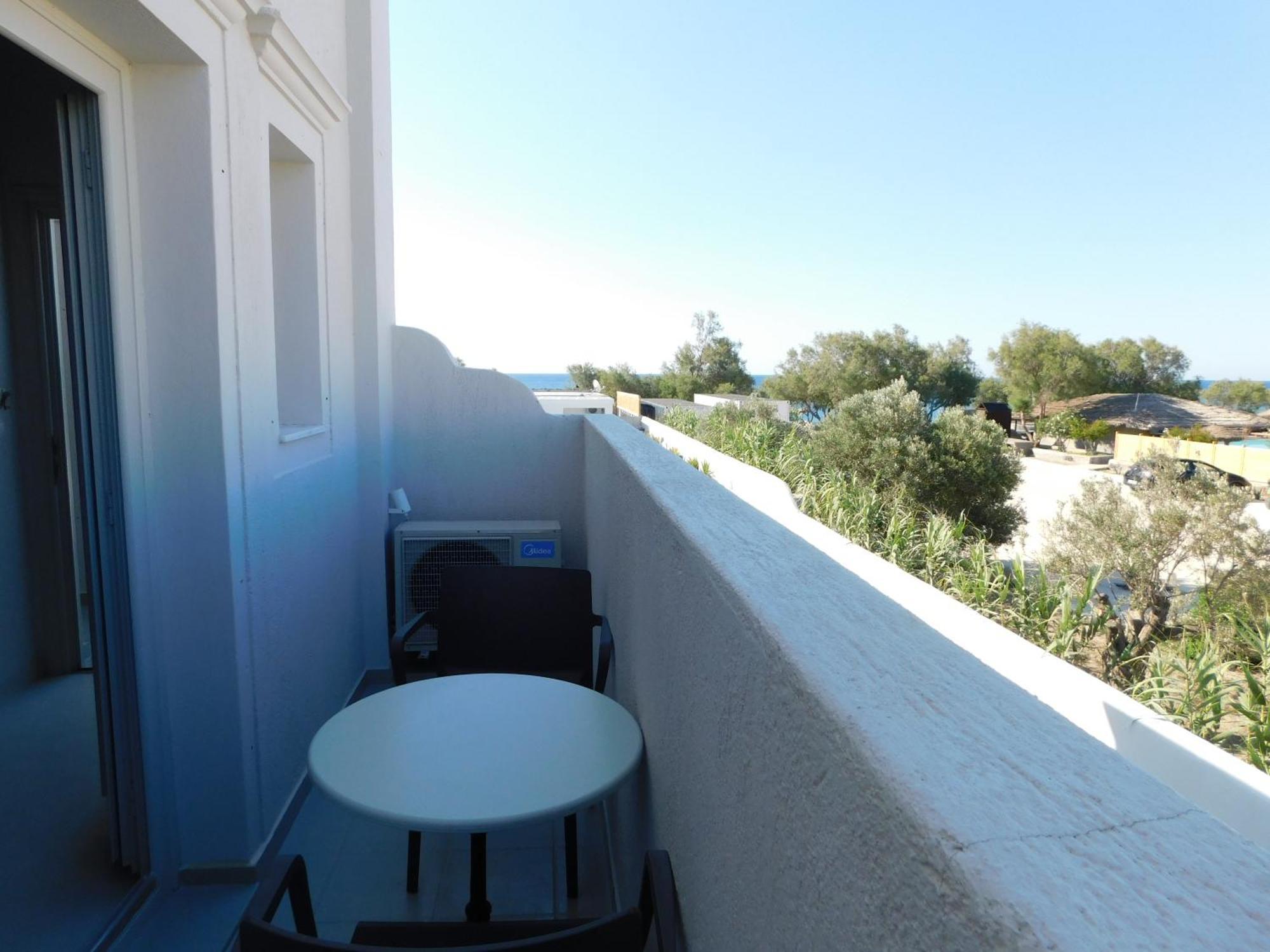 Perissa Beachfront Rooms 외부 사진